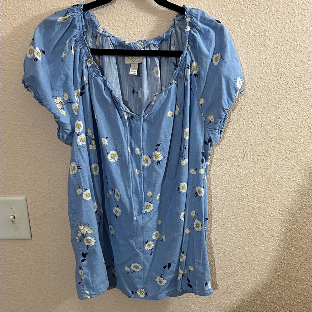 St John’s Bay Blue  Floral Women's Top